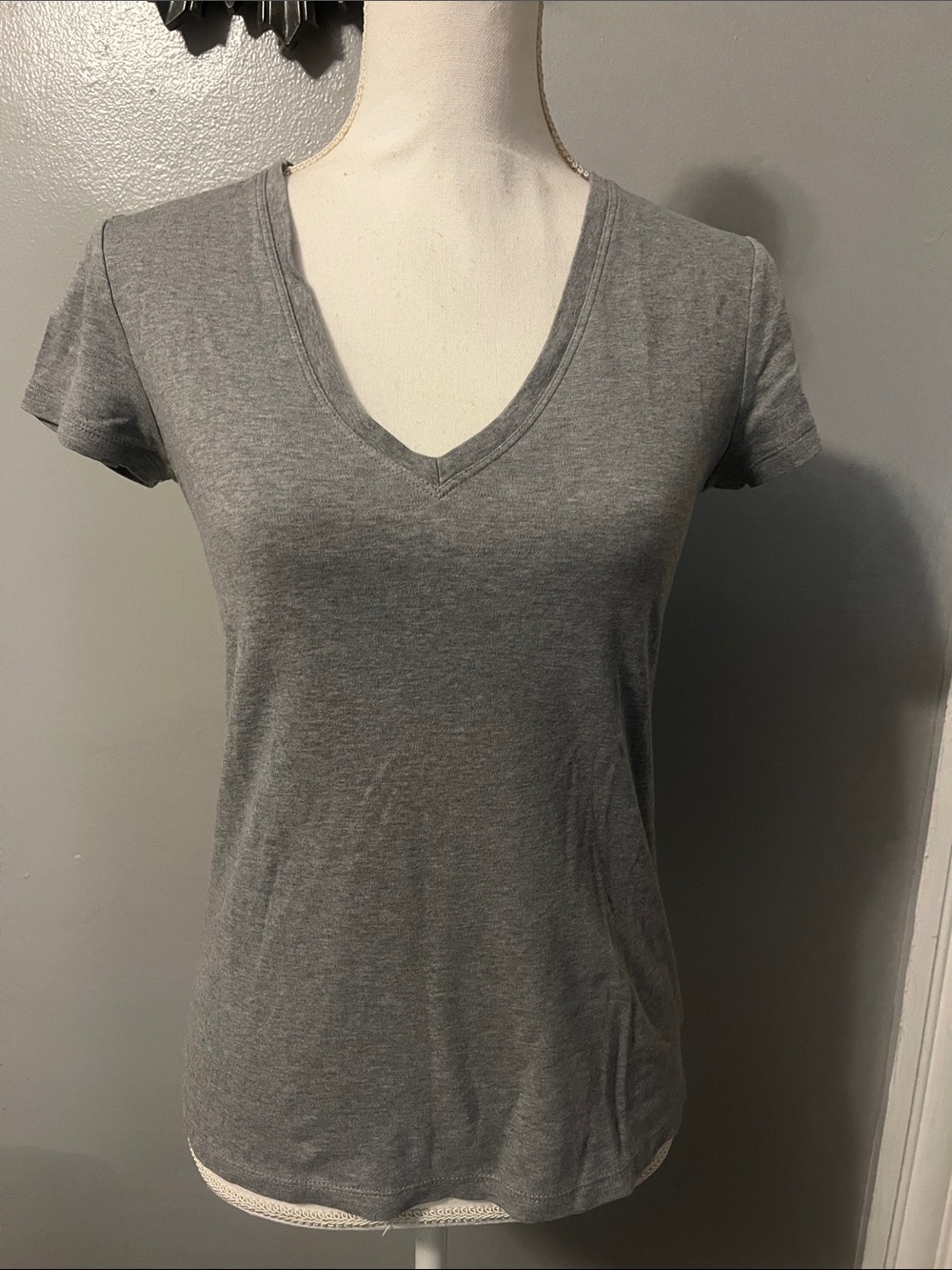 Banana Republic Organic Cotton Classic V-Neck Short Sleeve Tee - Gray